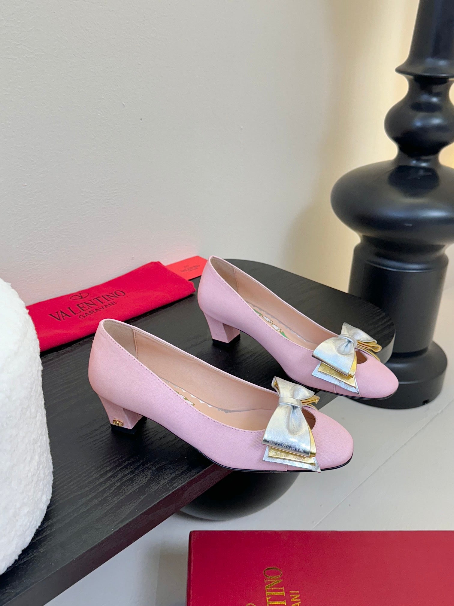 LuxluxHouse Best Quality Valentino Women Shoes