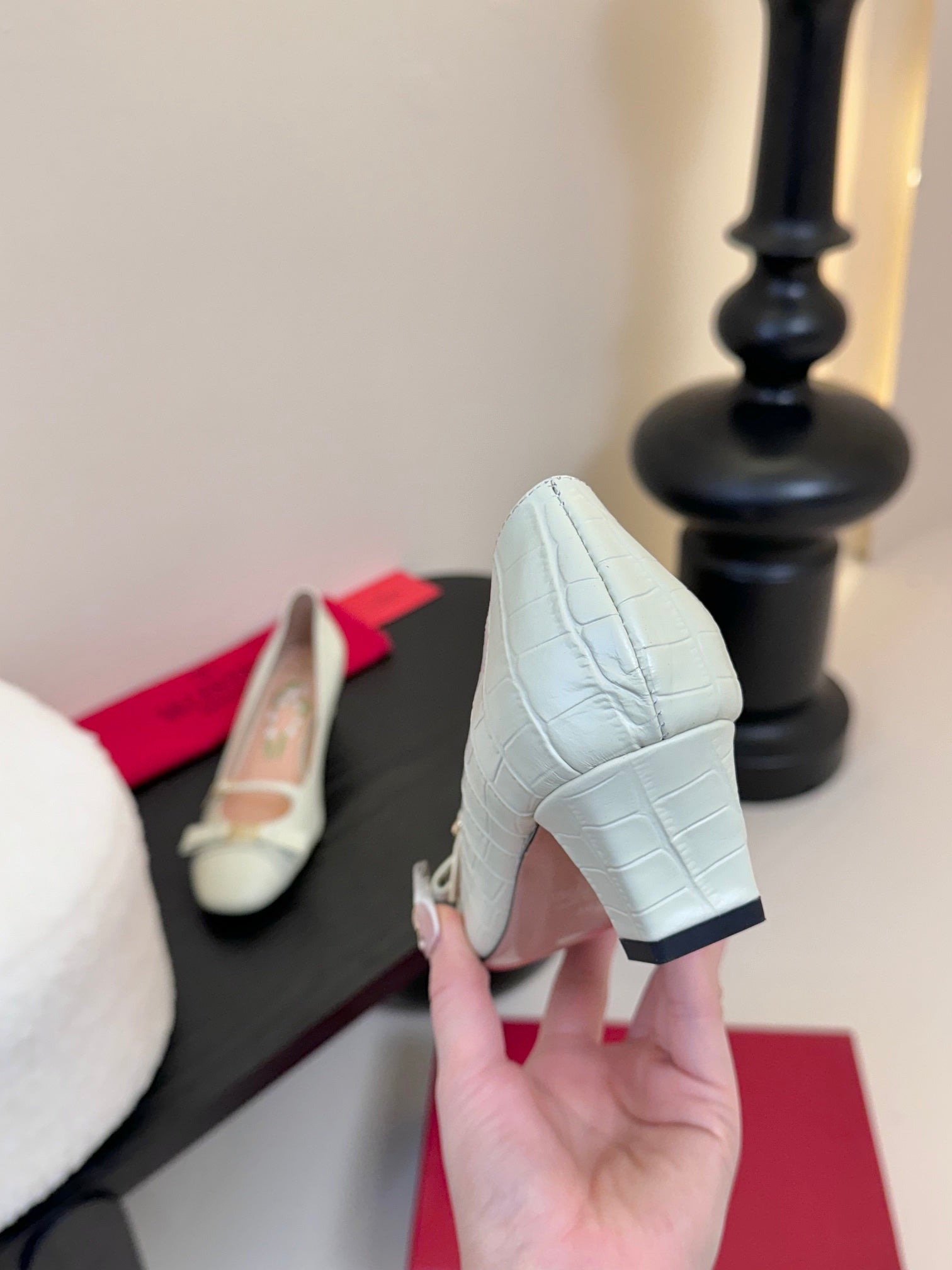 LuxluxHouse Best Quality Valentino Women Shoes