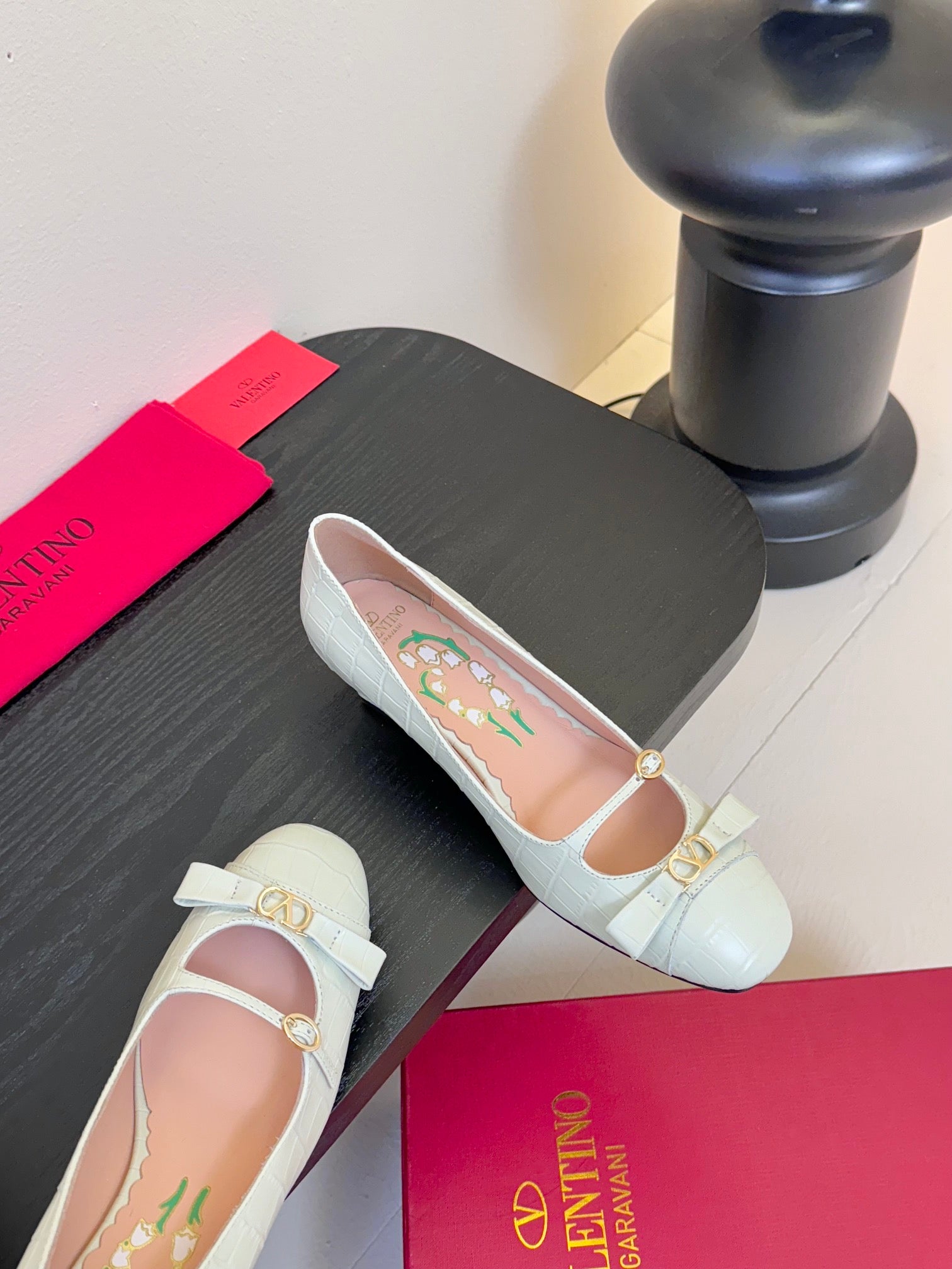 LuxluxHouse Best Quality Valentino Women Shoes