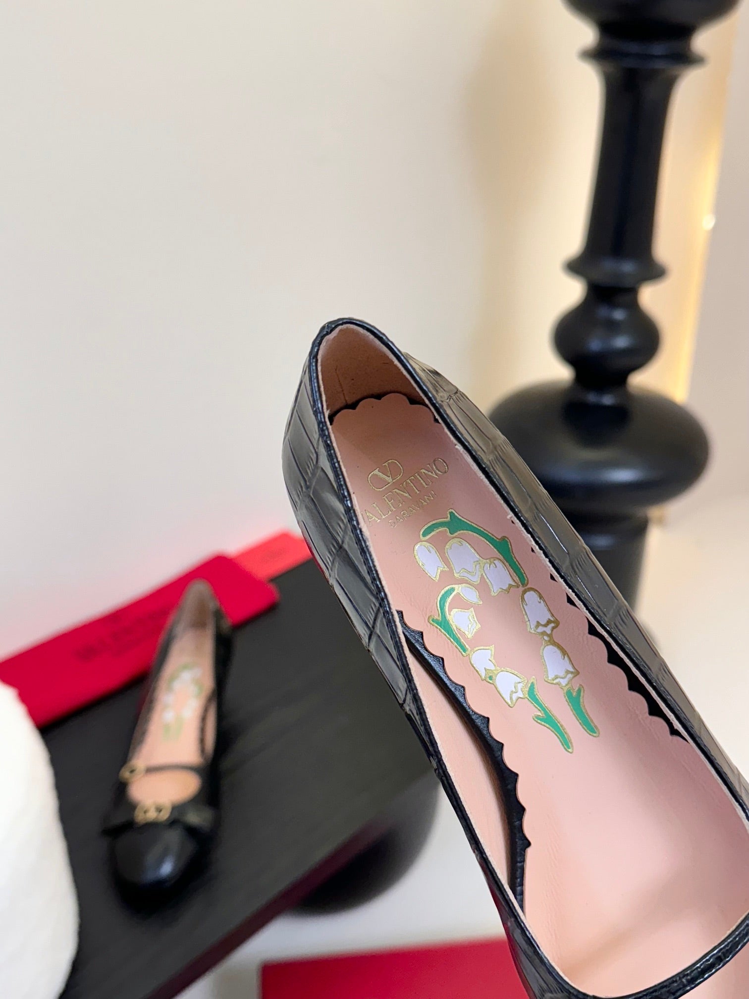 LuxluxHouse Best Quality Valentino Women Shoes