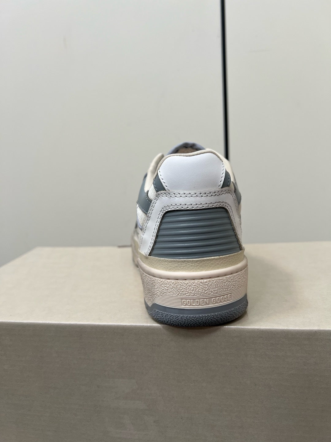LuxluxHouse Best Quality Shoes Golden Goose