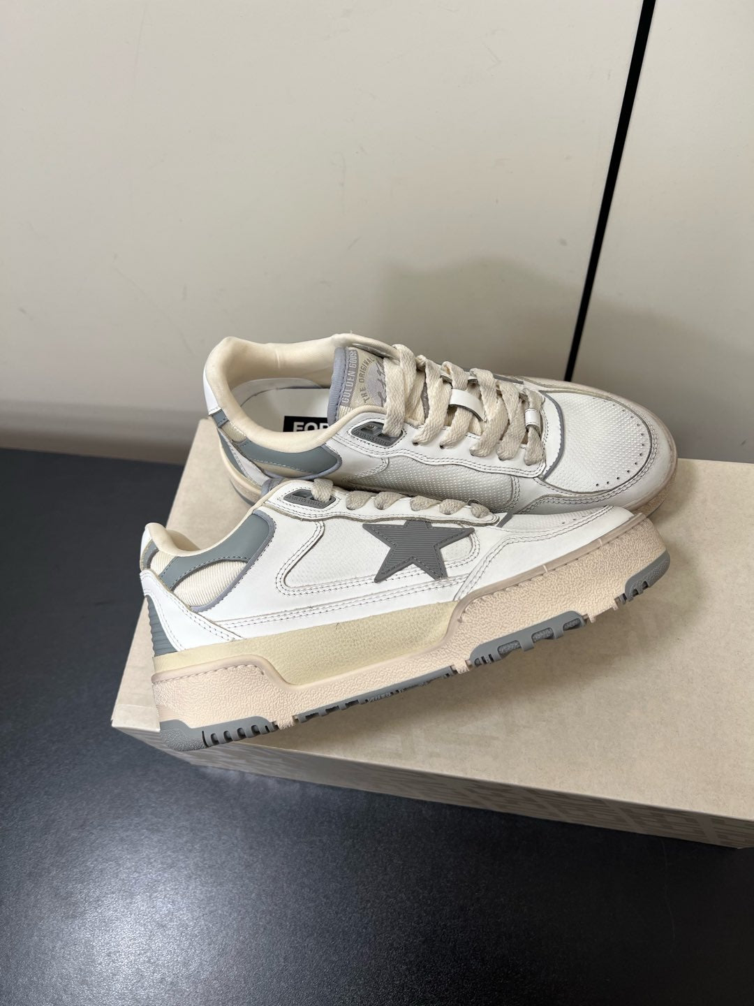LuxluxHouse Best Quality Shoes Golden Goose