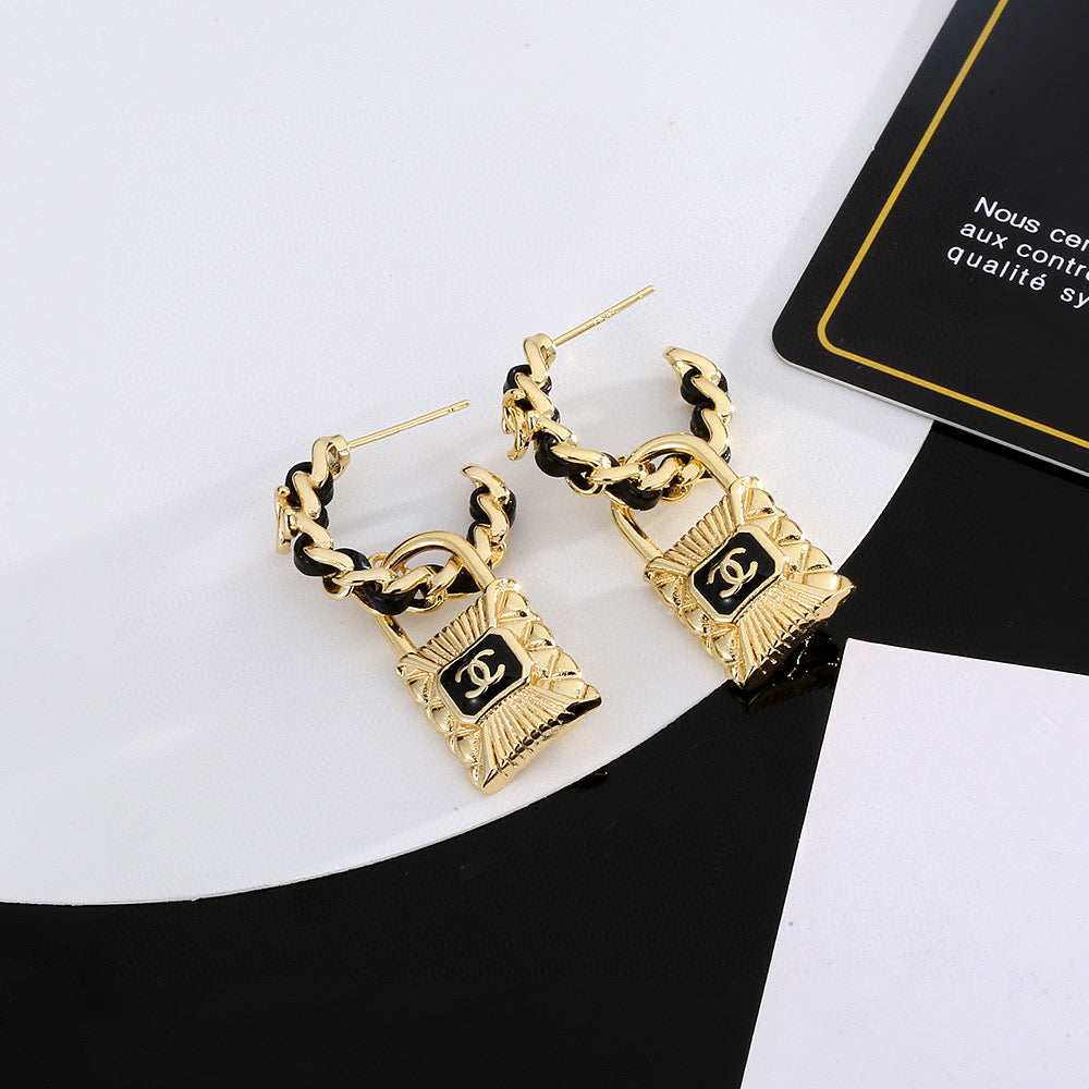 LuxluxHouse Best Quality Accessories Chanel