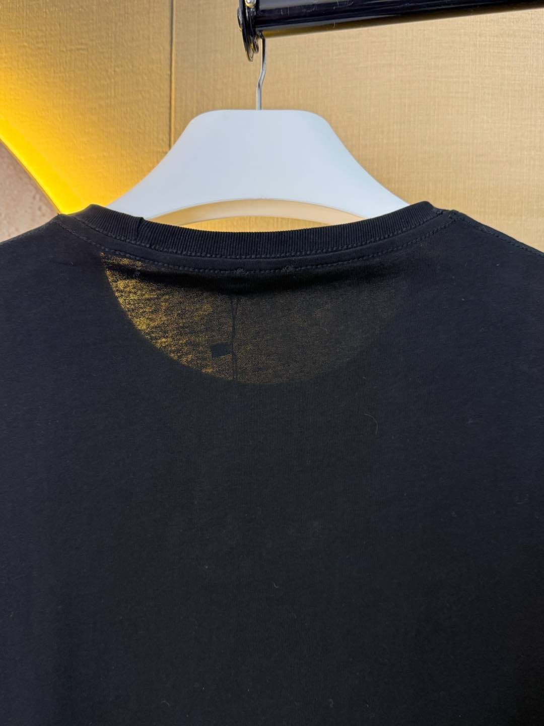 LuxluxHouse Best Quality Clothes T-shirt Loewe