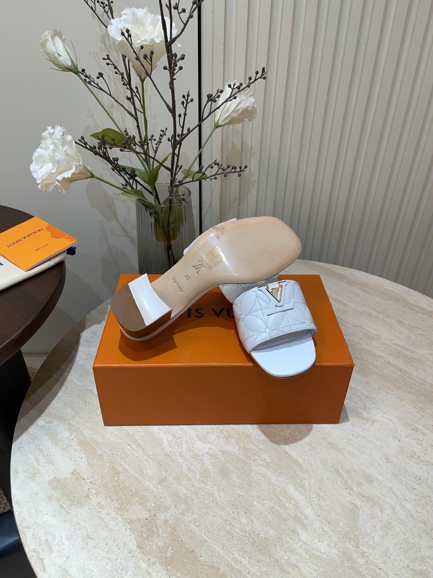 LuxluxHouse Best Quality Women Shoes Louis Vuitton