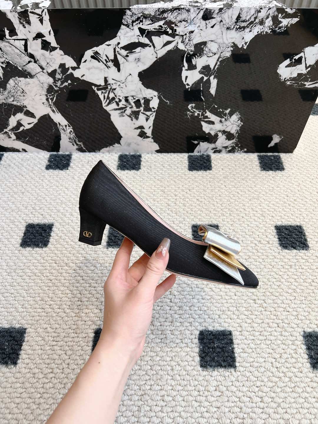 LuxluxHouse Best Quality Valentino Women Shoes