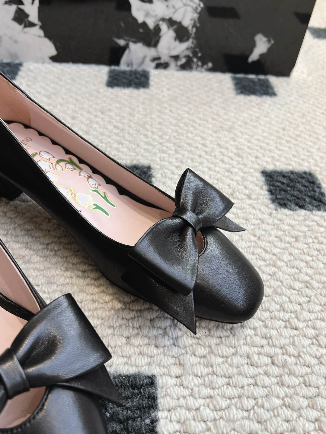 LuxluxHouse Best Quality Valentino Women Shoes