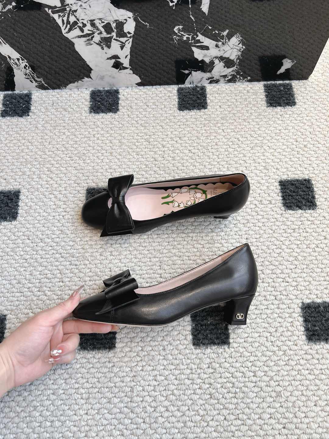 LuxluxHouse Best Quality Valentino Women Shoes