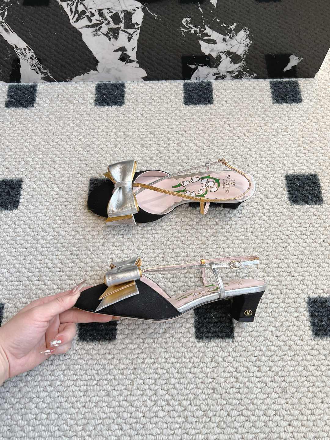 LuxluxHouse Best Quality Valentino Women Shoes