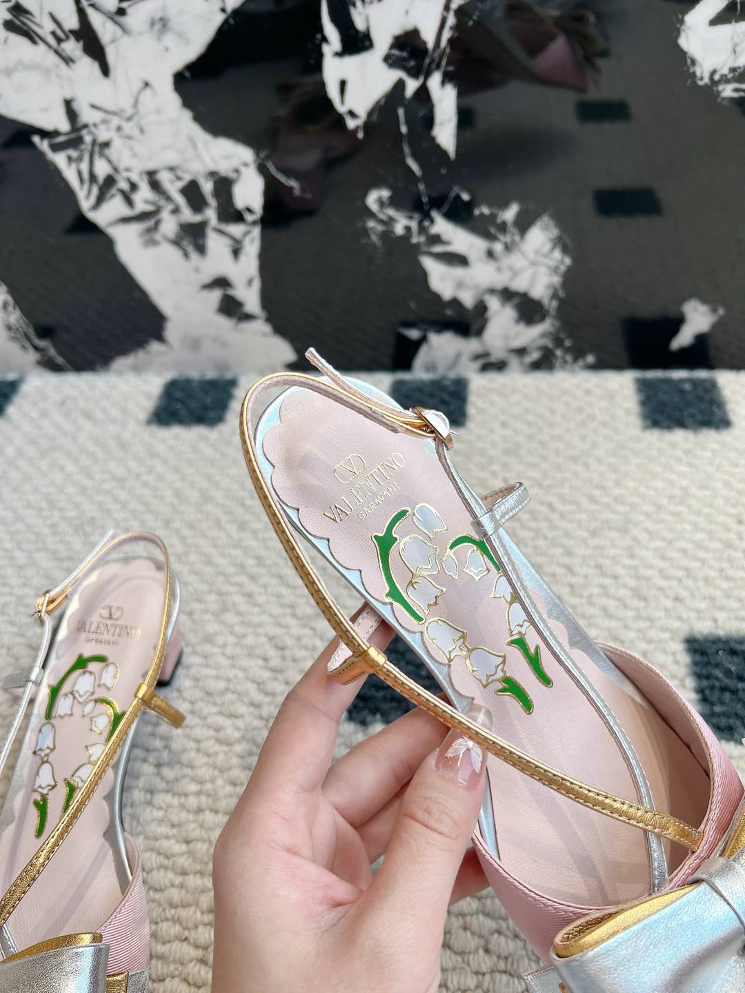 LuxluxHouse Best Quality Valentino Women Shoes