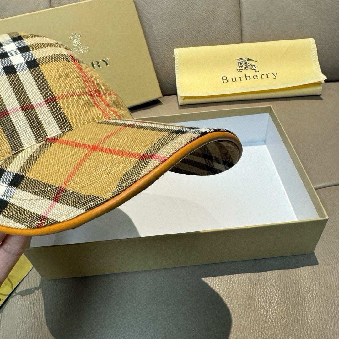 LuxluxHouse Best Quality Burberry Caps