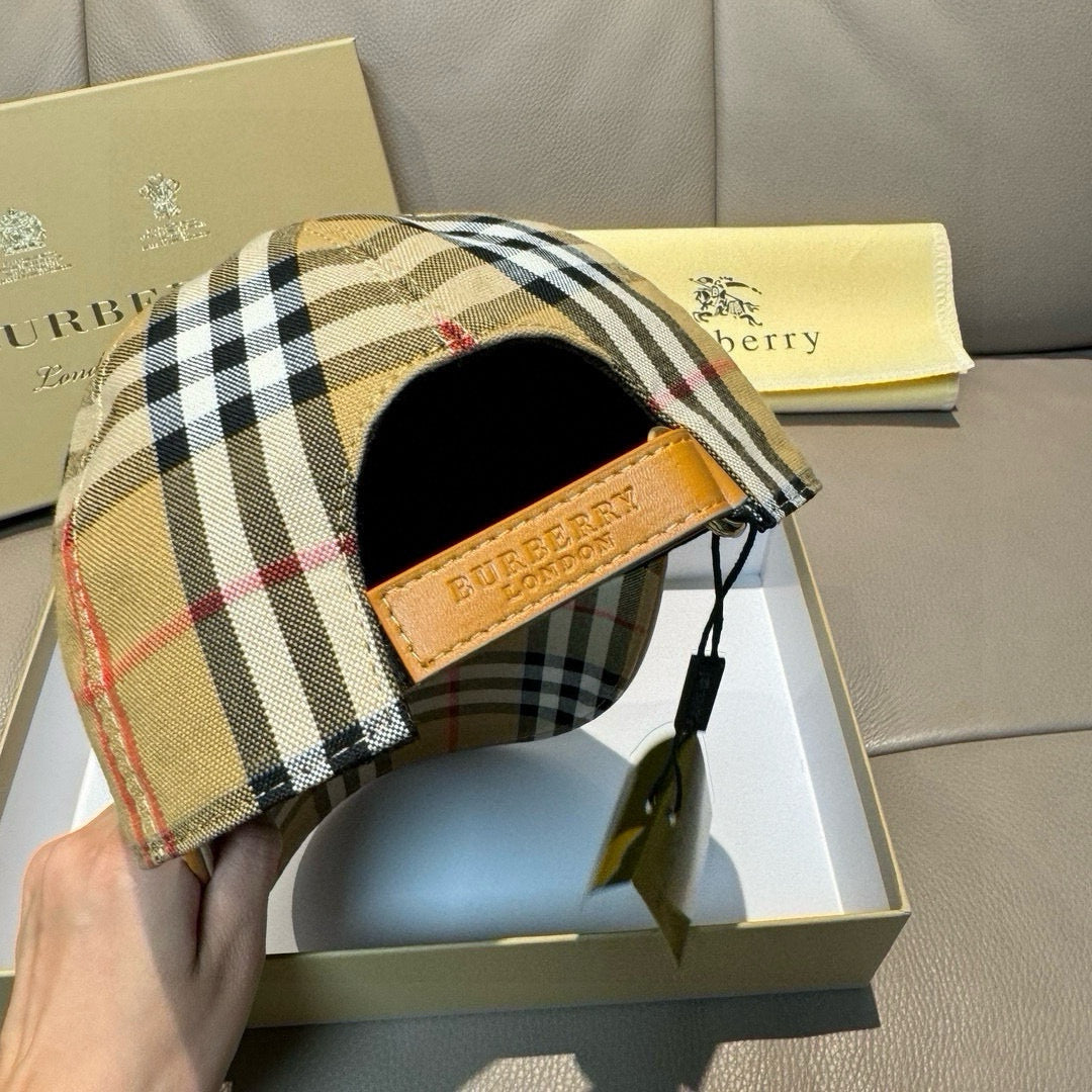 LuxluxHouse Best Quality Burberry Caps