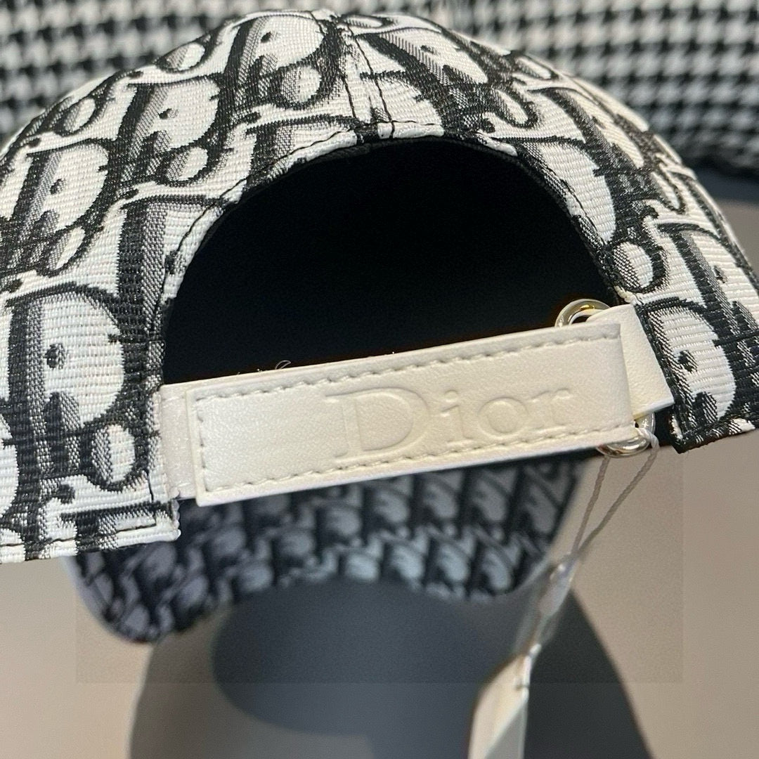 LuxluxHouse Best Quality Caps Dior