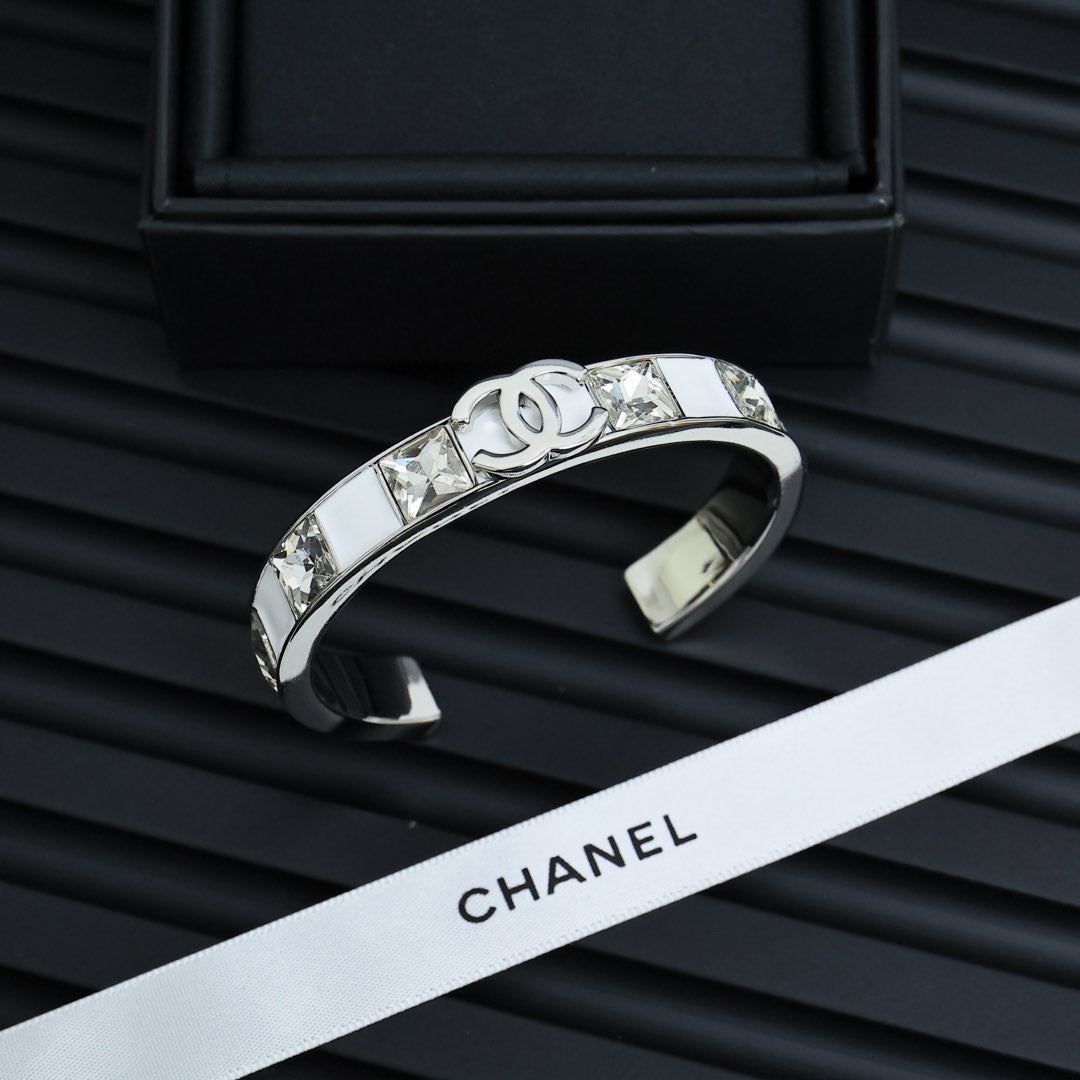 LuxluxHouse Best Quality Accessories Chanel