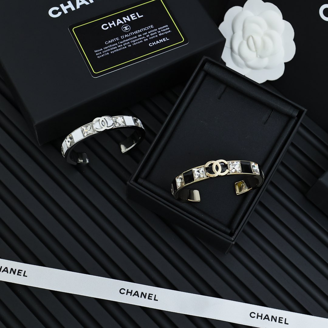 LuxluxHouse Best Quality Accessories Chanel