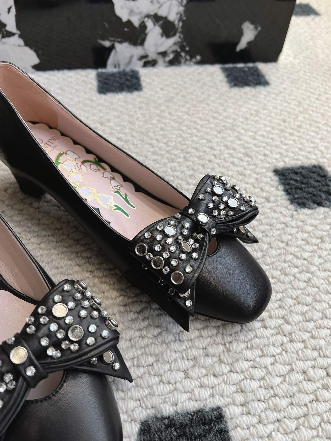 LuxluxHouse Best Quality Valentino Women Shoes