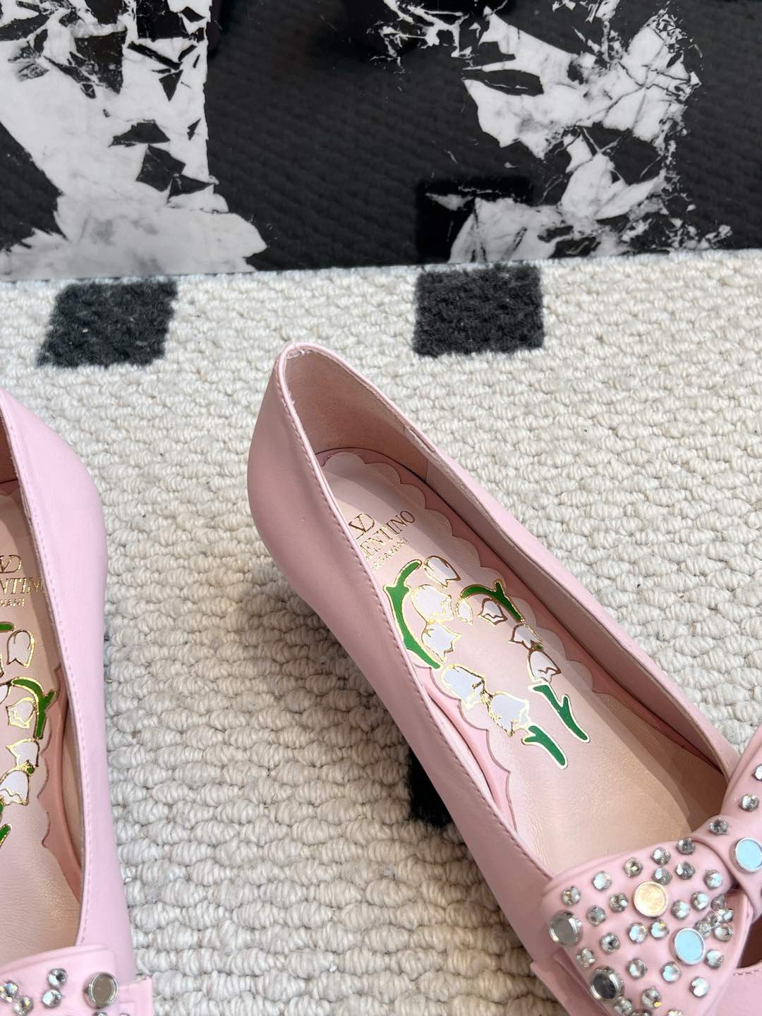 LuxluxHouse Best Quality Valentino Women Shoes