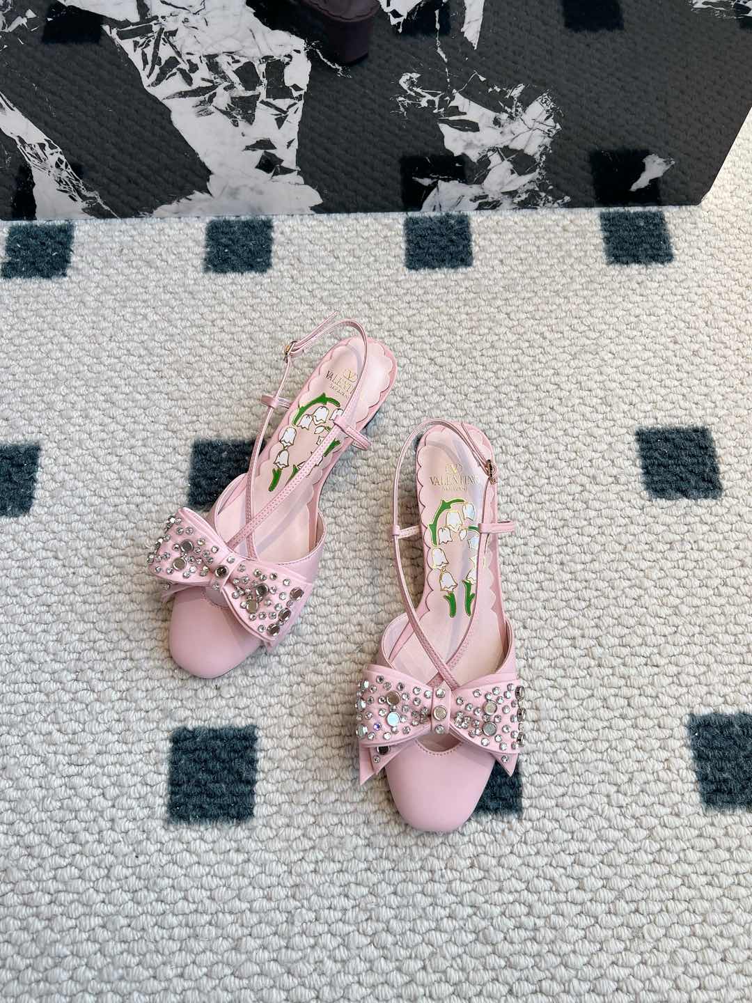 LuxluxHouse Best Quality Valentino Women Shoes