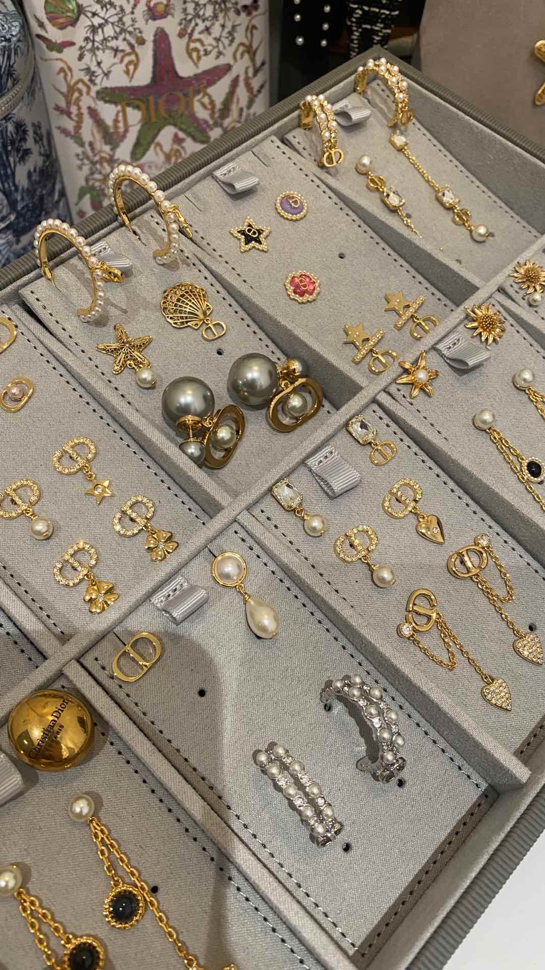 LuxluxHouse Best Quality Accessories  Dior