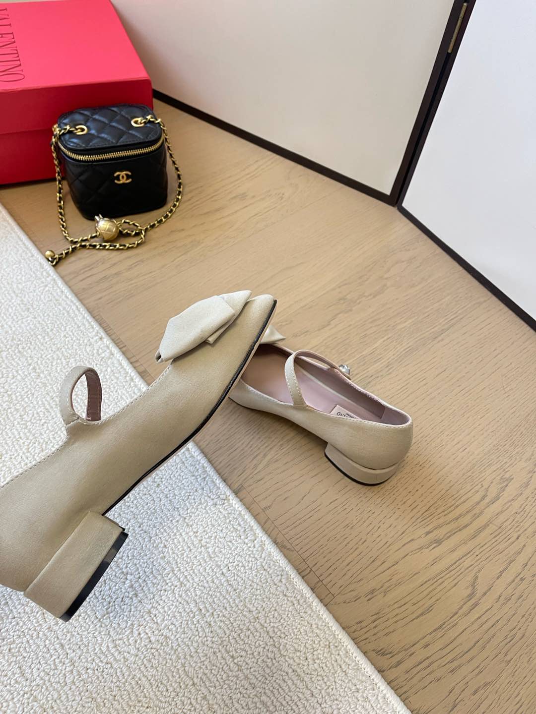 LuxluxHouse Best Quality Valentino Women Shoes