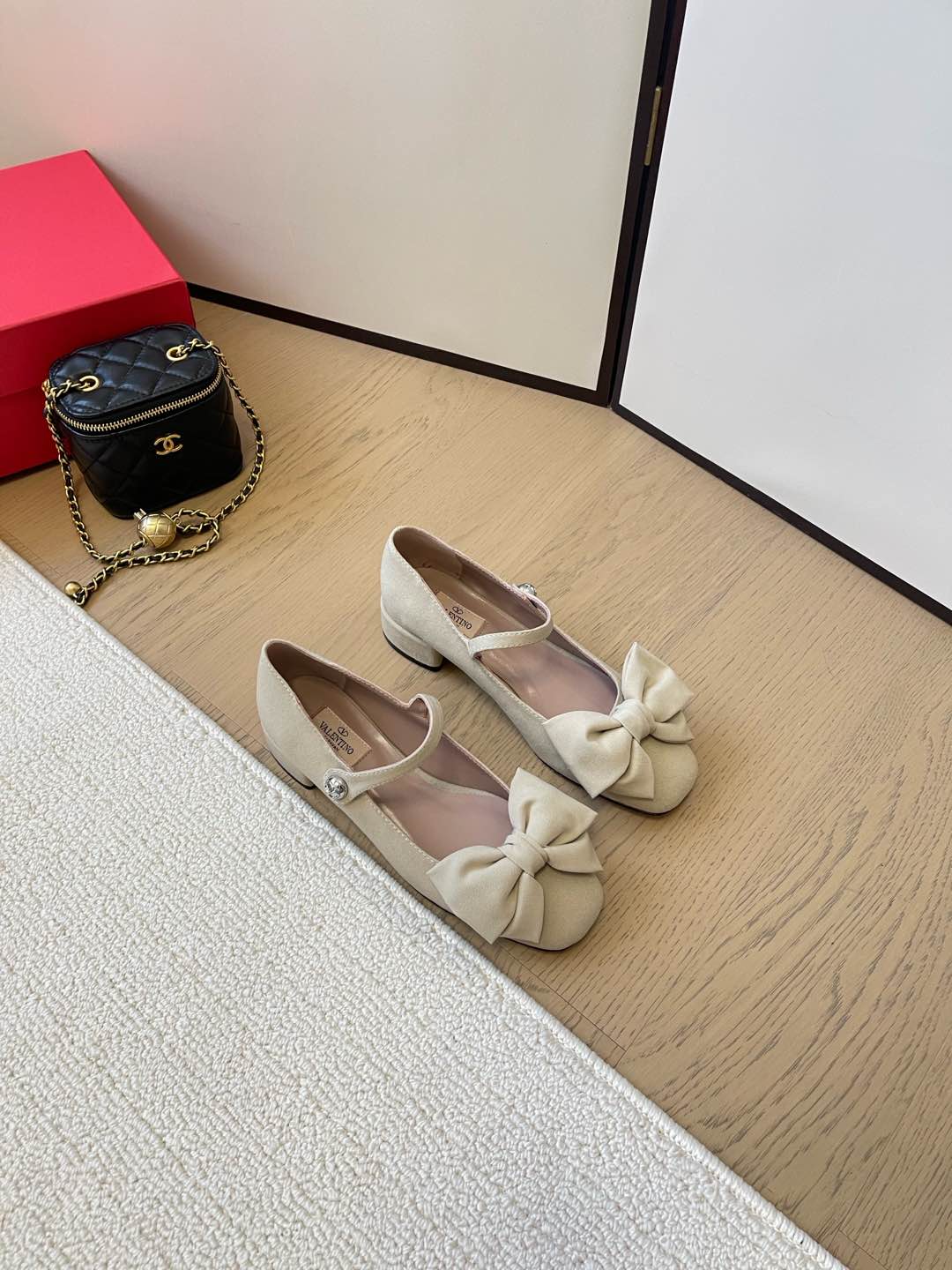 LuxluxHouse Best Quality Valentino Women Shoes