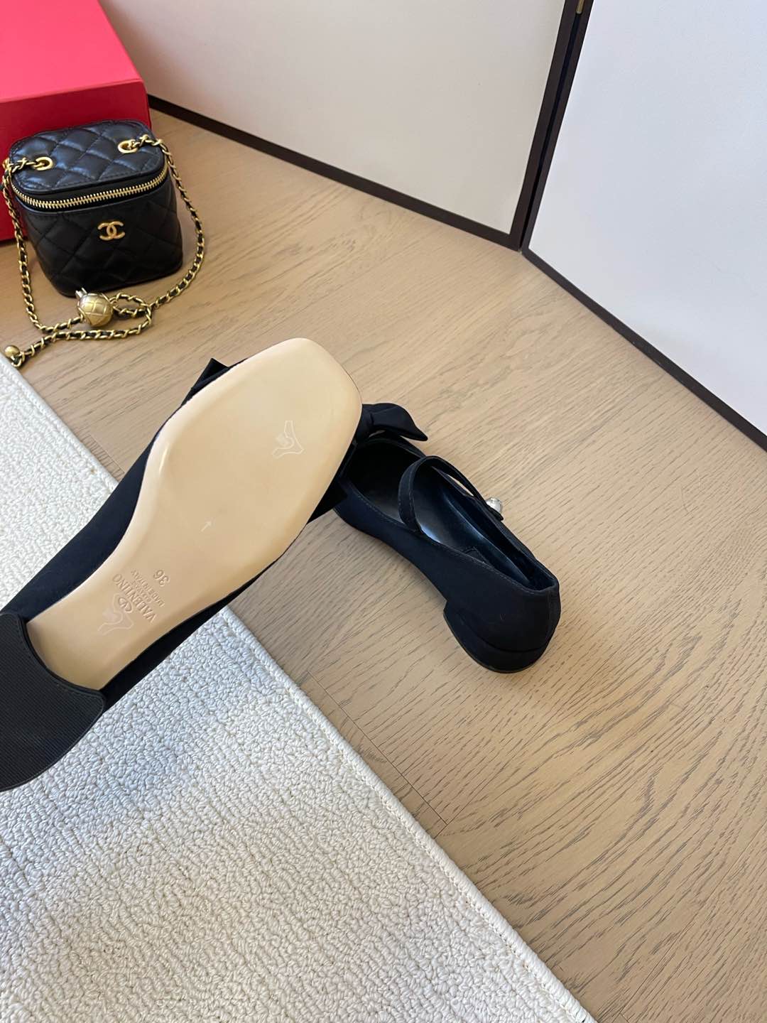 LuxluxHouse Best Quality Valentino Women Shoes