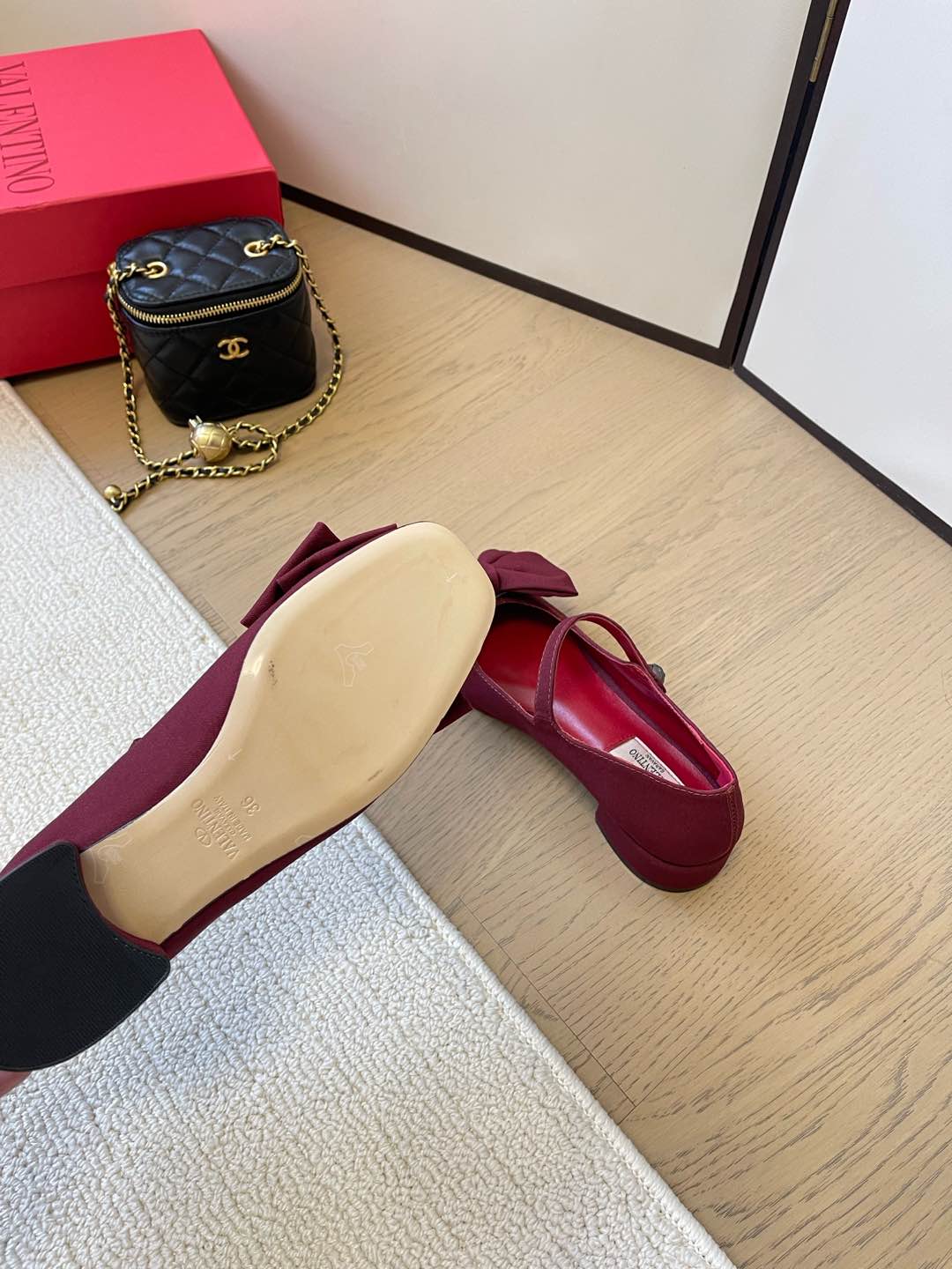 LuxluxHouse Best Quality Valentino Women Shoes