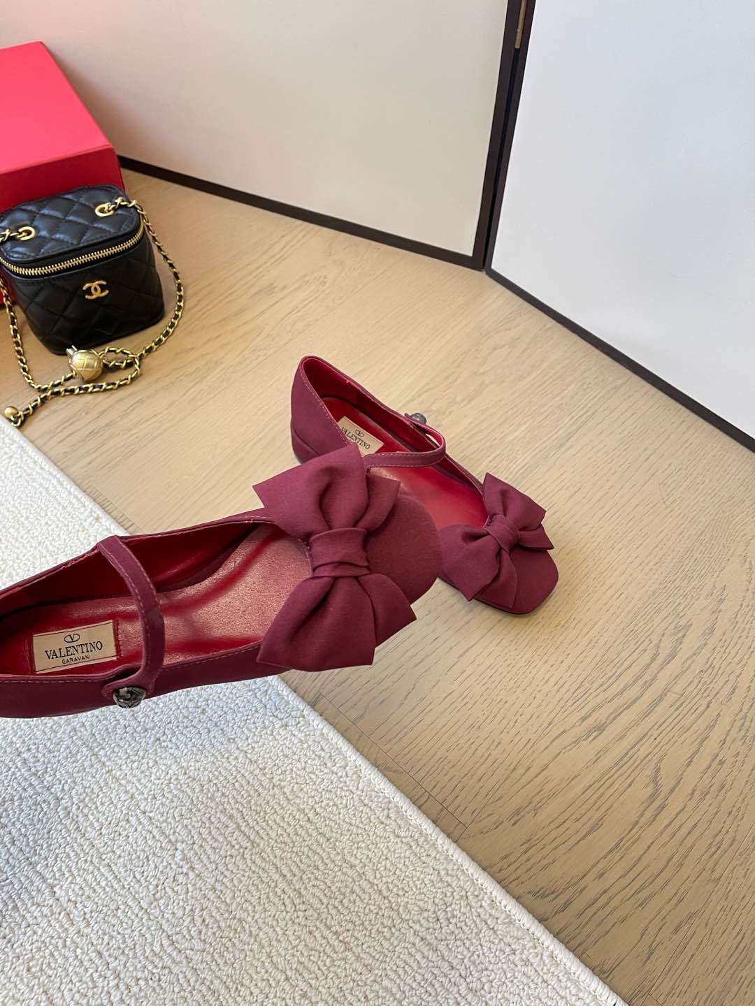 LuxluxHouse Best Quality Valentino Women Shoes