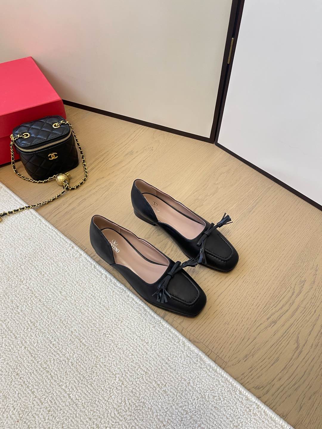 LuxluxHouse Best Quality Valentino Women Shoes