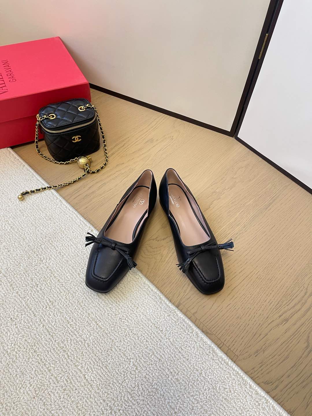 LuxluxHouse Best Quality Valentino Women Shoes