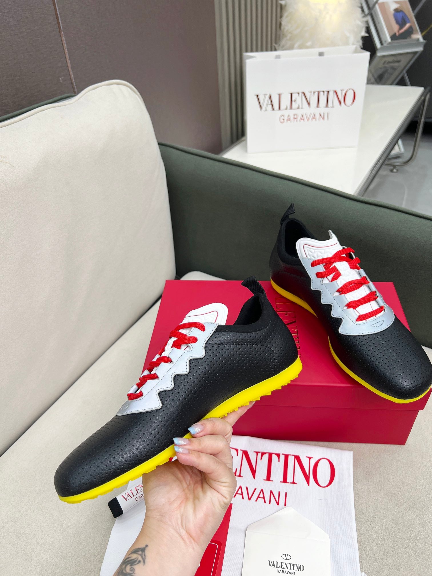 LuxluxHouse Best Quality Valentino Women Shoes