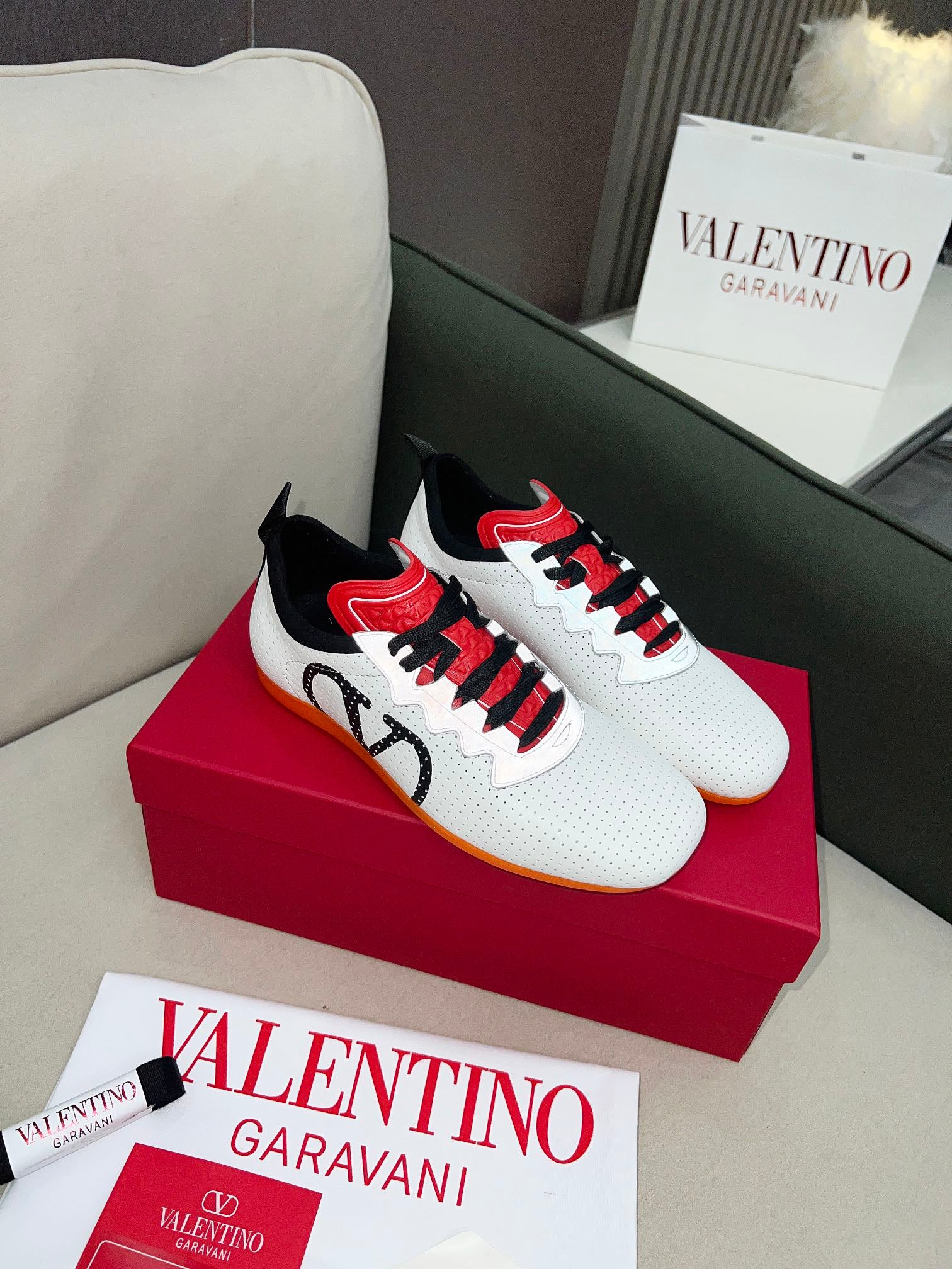 LuxluxHouse Best Quality Valentino Women Shoes