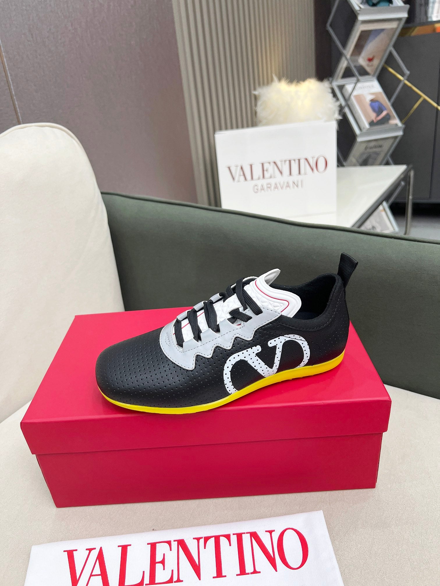 LuxluxHouse Best Quality Valentino Women Shoes