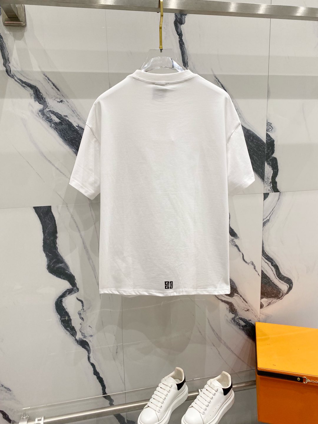 LuxluxHouse Best Quality Clothes Givenchy T-shirt
