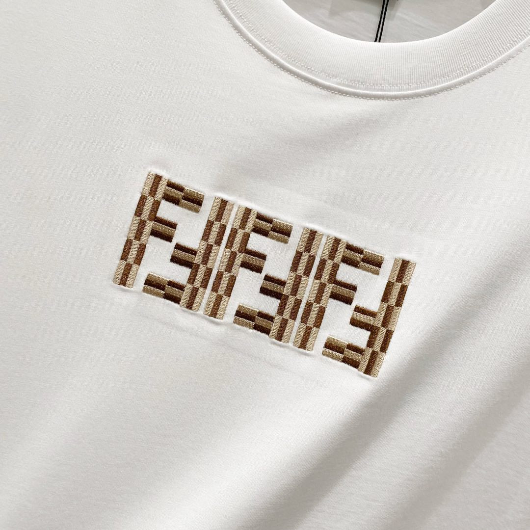 LuxluxHouse Best Quality Clothes Fendi T-shirt