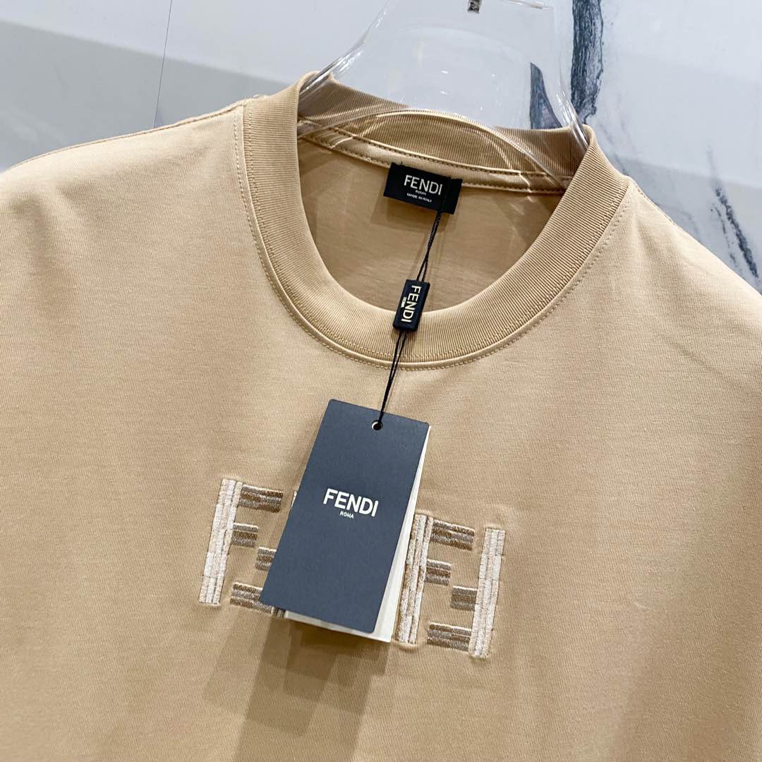 LuxluxHouse Best Quality Clothes Fendi T-shirt