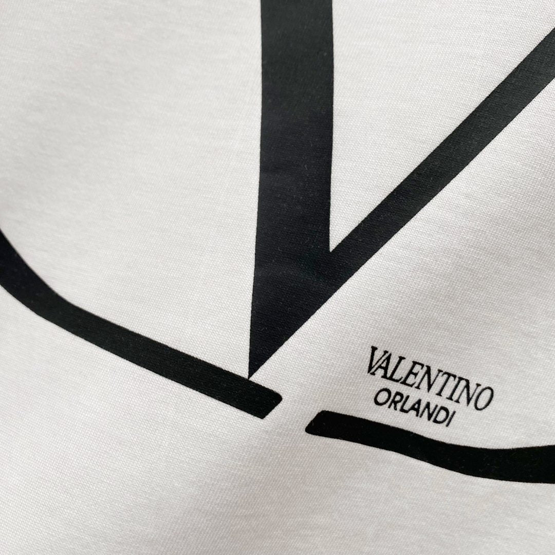 LuxluxHouse Best Quality Clothes Valentino T-shirt