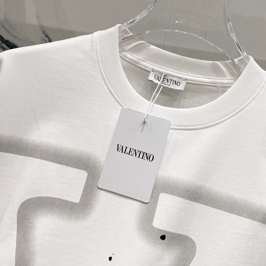 LuxluxHouse Best Quality Clothes Valentino T-shirt