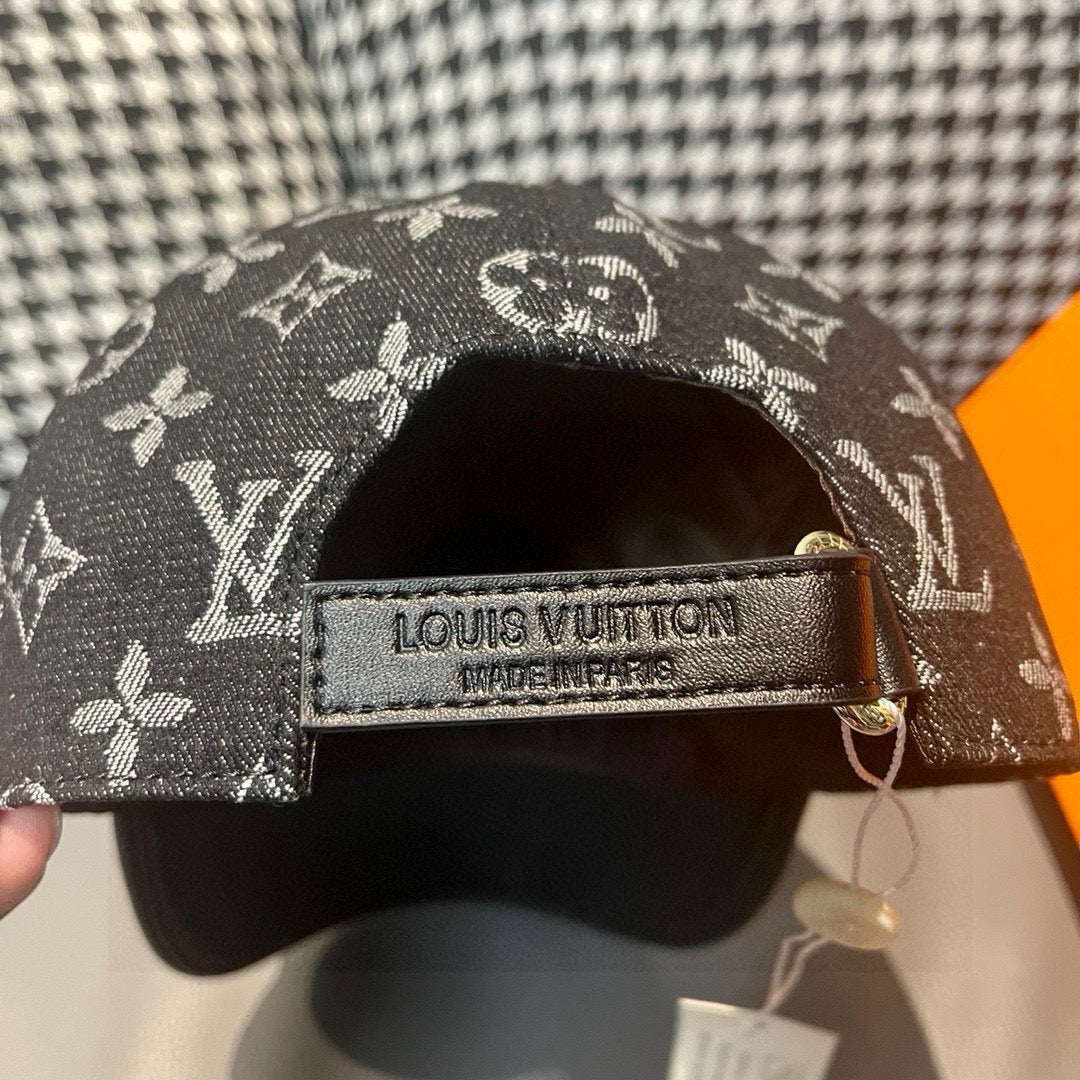 LuxluxHouse Best Quality Caps Louis Vuitton
