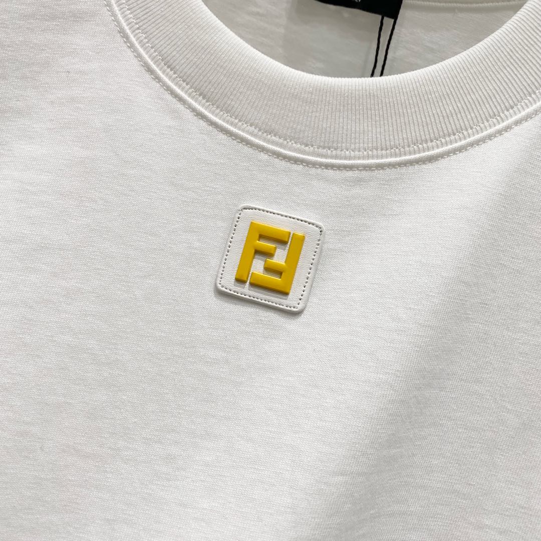 LuxluxHouse Best Quality Clothes Fendi T-shirt