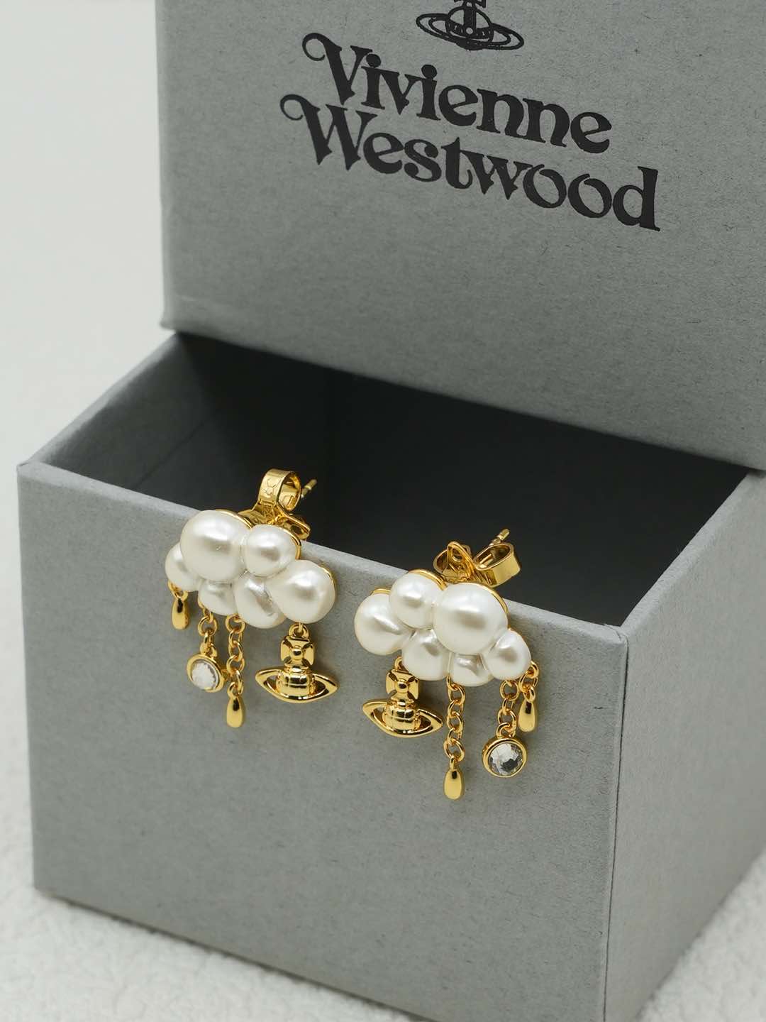 LuxluxHouse Best Quality Accessories Vivienne Westwood