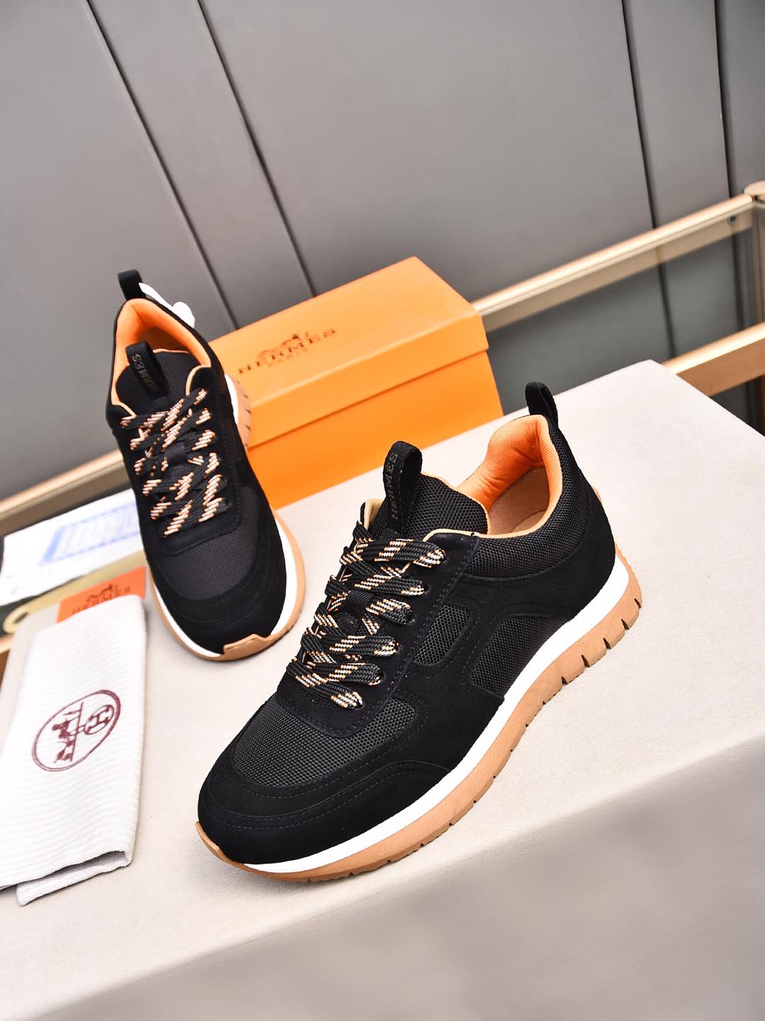 LuxluxHouse Best Quality Shoes Hermes