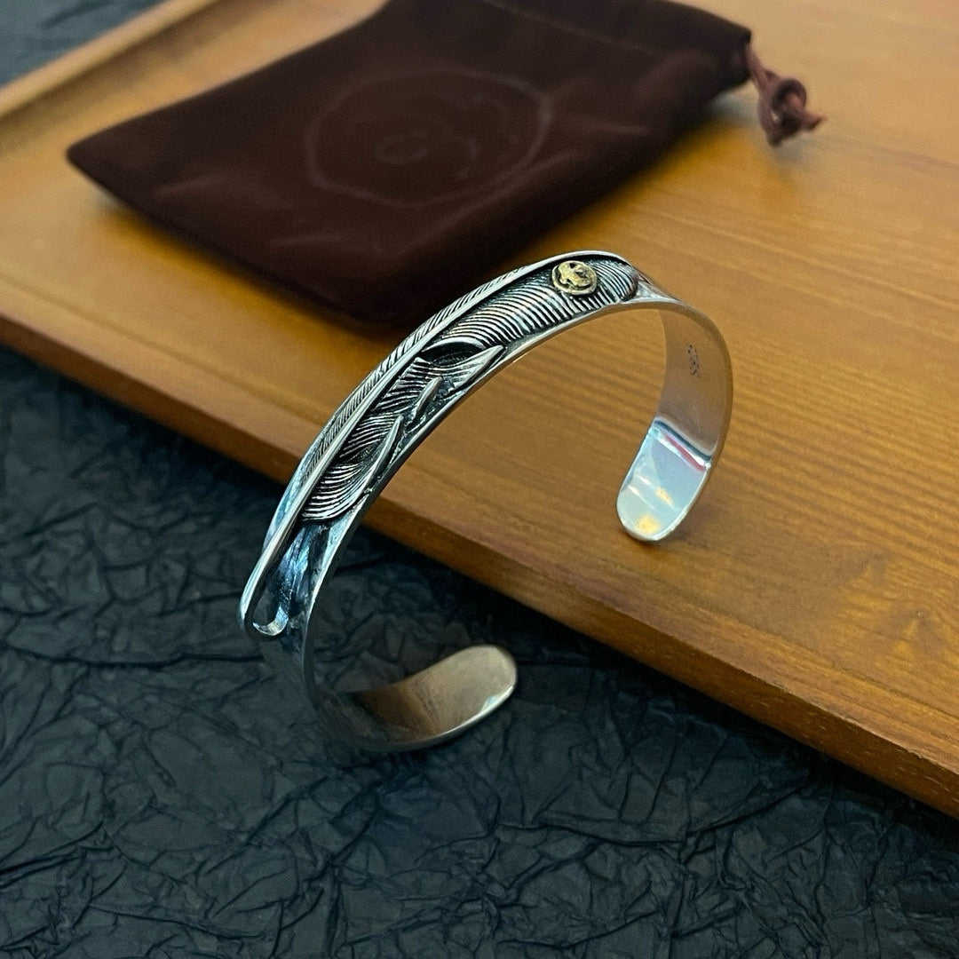 LuxluxHouse Best Quality Accessories Goros