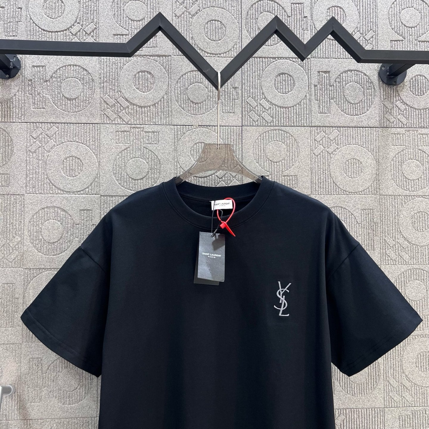 LuxluxHouse Best Quality Clothes T-shirt Arcteryx