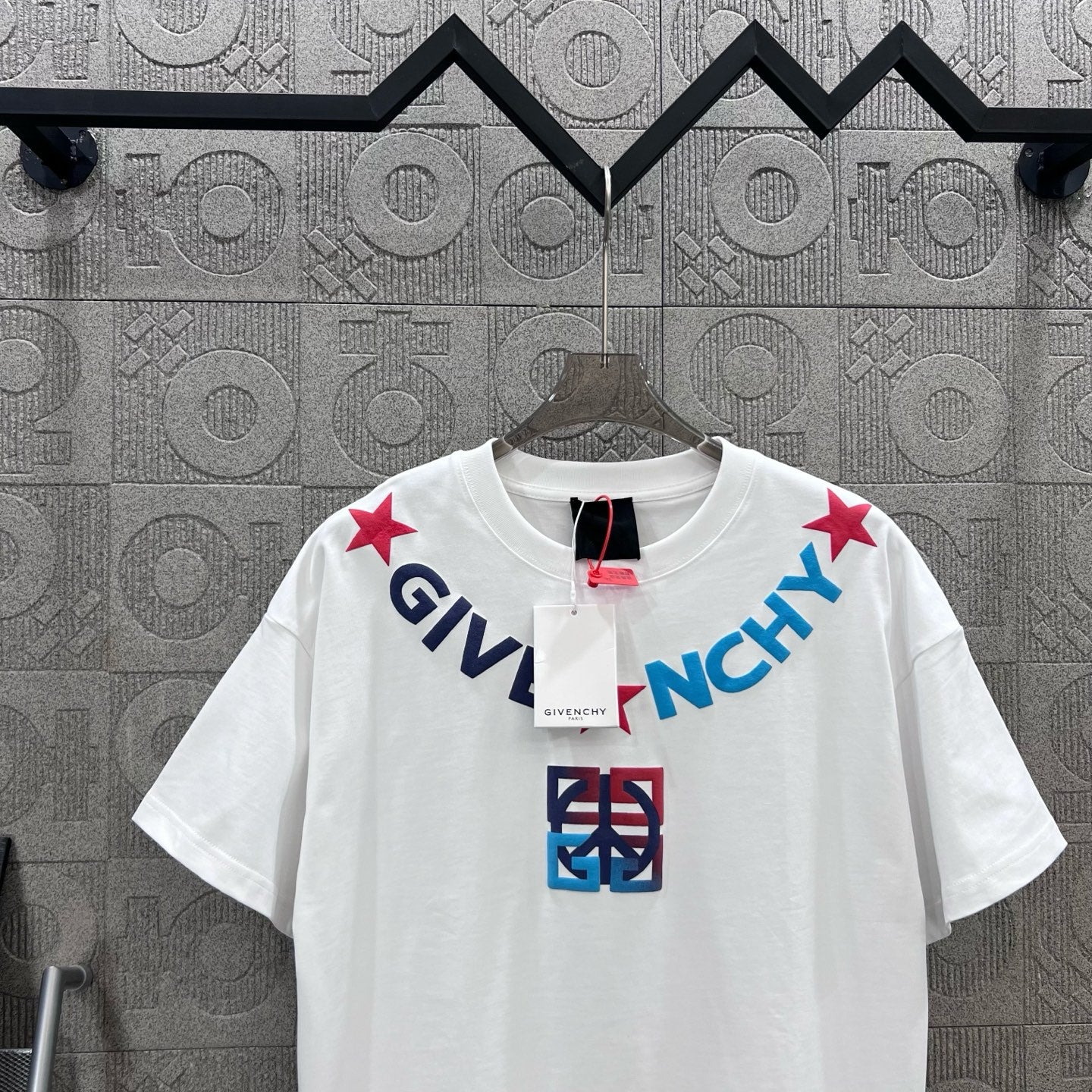 LuxluxHouse Best Quality Clothes Givenchy T-shirt