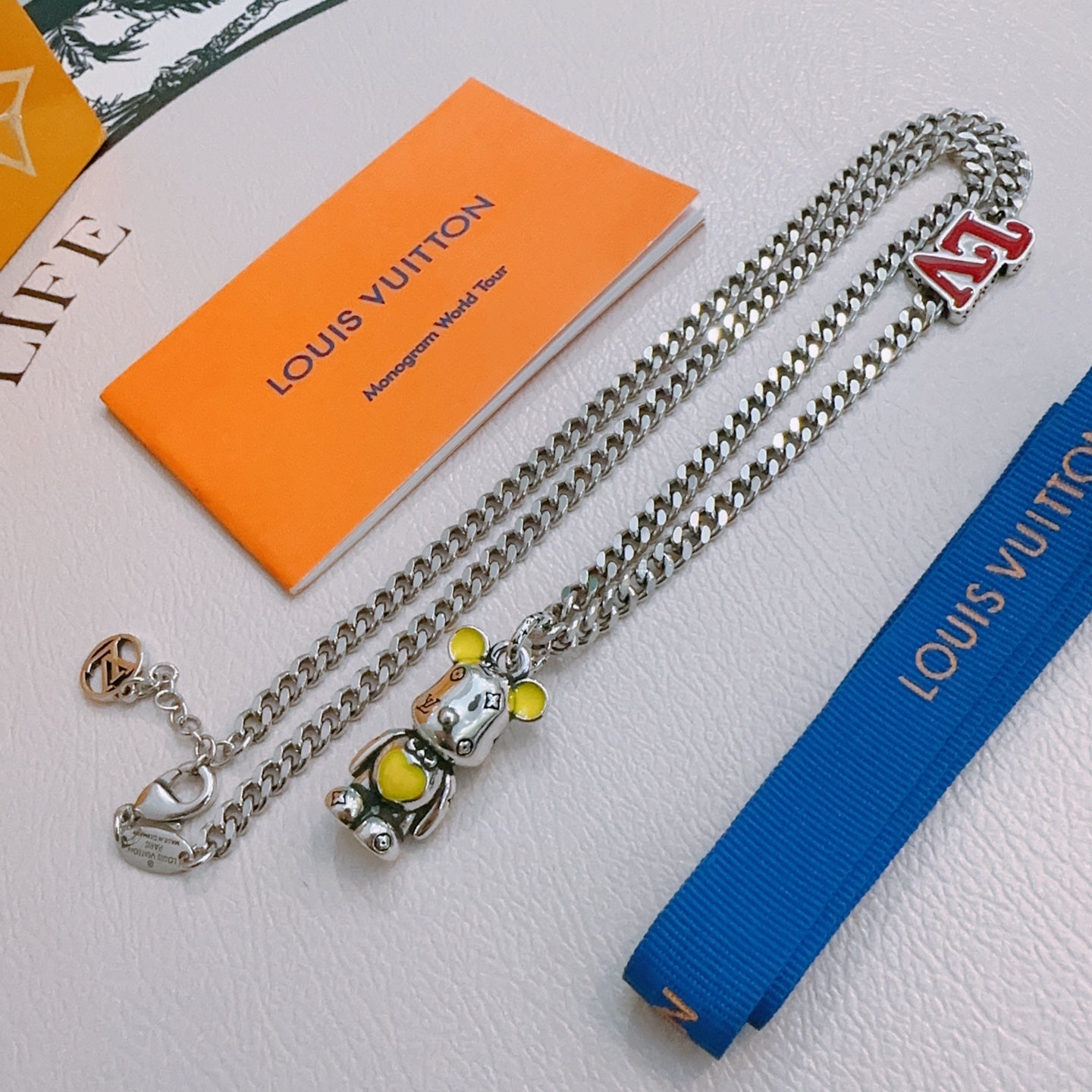 LuxluxHouse Best Quality Accessories Louis Vuitton