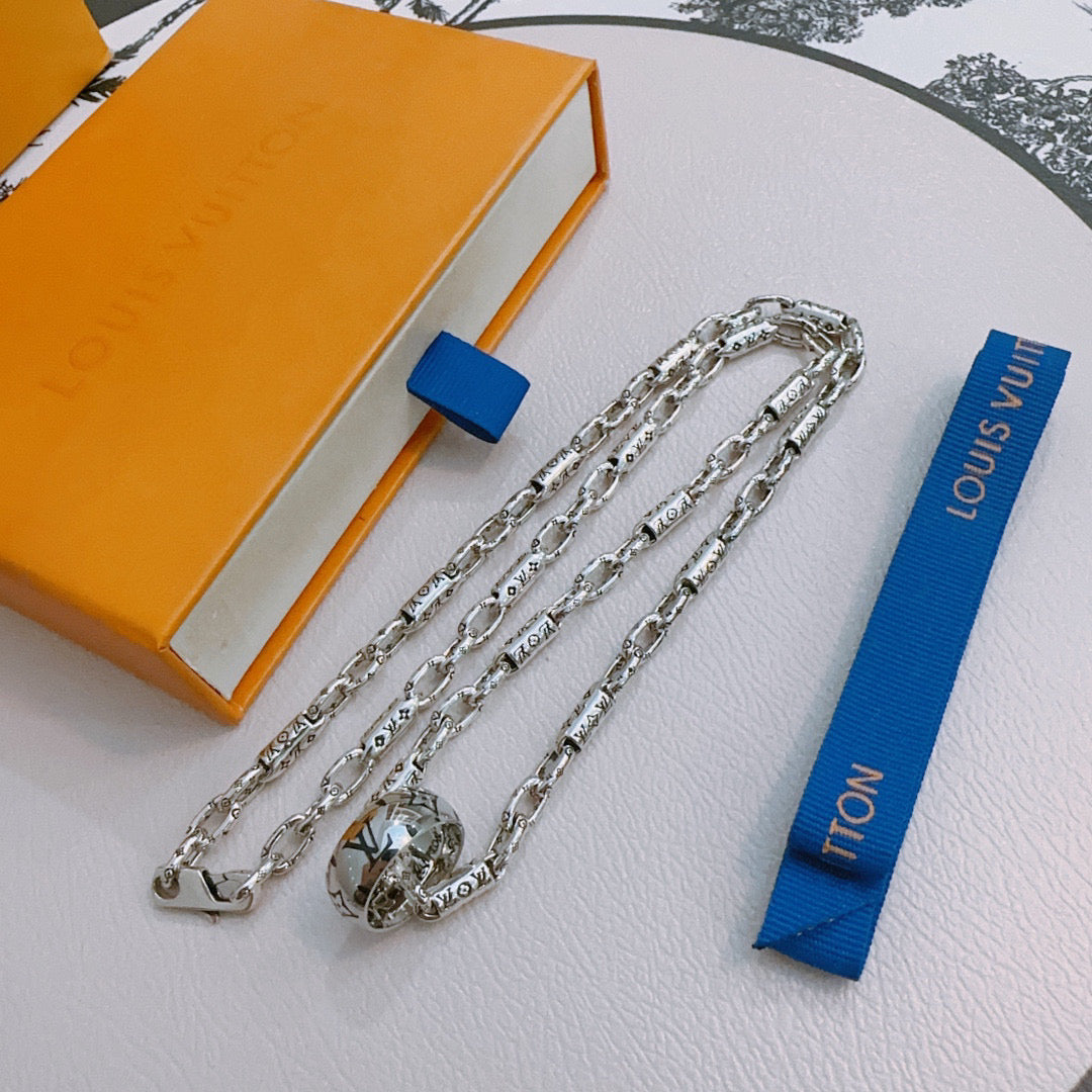 LuxluxHouse Best Quality Accessories Louis Vuitton