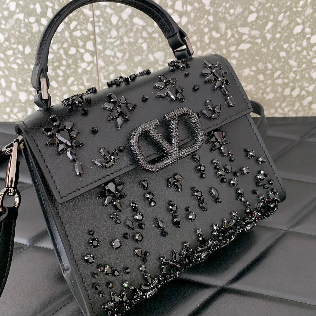 LuxluxHouse Best Quality Bags Valentino Women