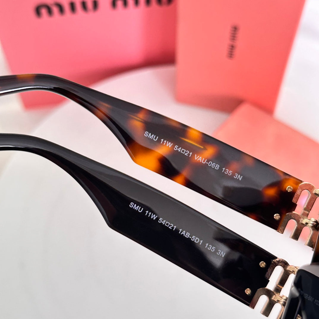 LuxluxHouse Best Quality Glasses Miu Miu