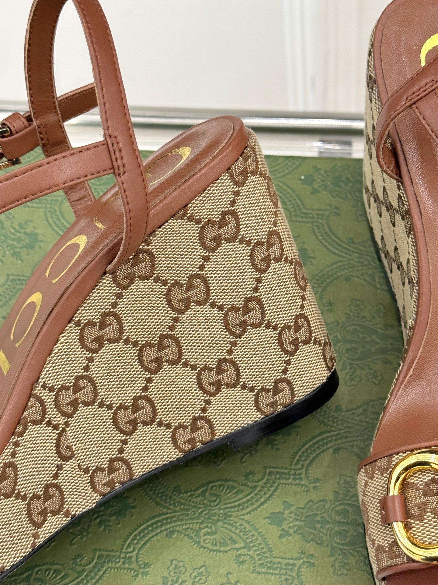 LuxluxHouse Best Quality Gucci Women Shoes